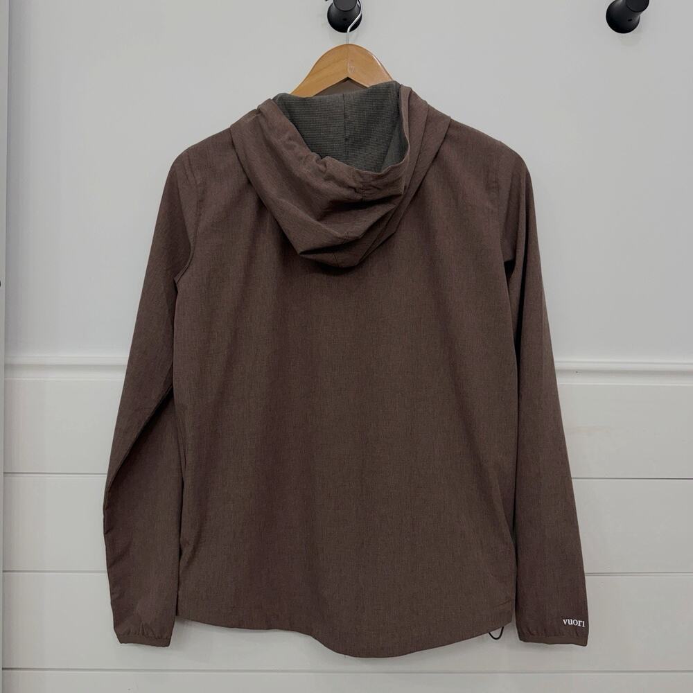 Women’s Vuori Trainer Shell Jacket Hazel Linen XS - Picture 6 of 8